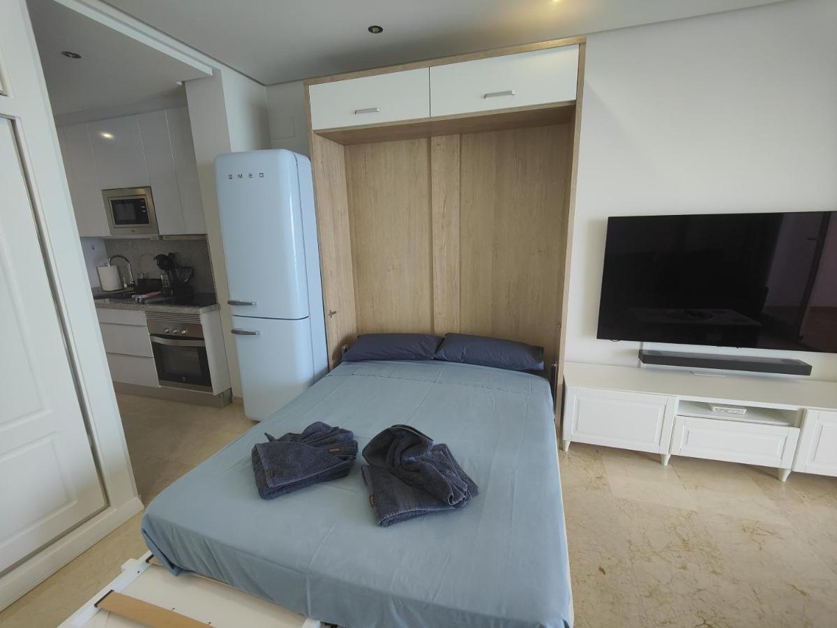 Santa-Clara-Blue Horizon Front Line Apartment By Namaste Elite Торемолинос Екстериор снимка