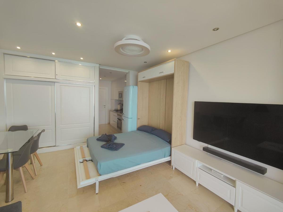 Santa-Clara-Blue Horizon Front Line Apartment By Namaste Elite Торемолинос Екстериор снимка